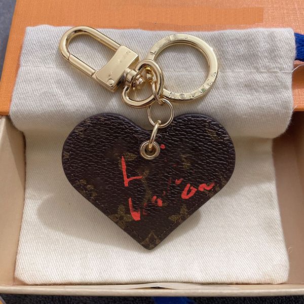 7x5.5cm Designer Love Heart Model Schlüsselbundschlüsselketten Ringhalter Brand Brief Designer Schlüsselanhänger für Porte Clef Geschenk Männer Frauen Auto Bag Anhänger Zubehör No Box