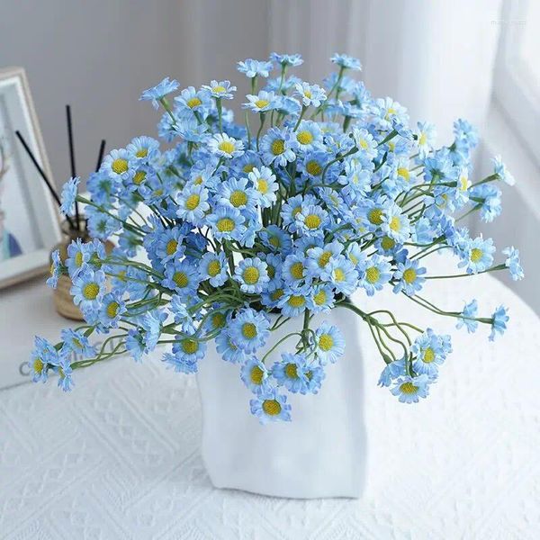 Flores decorativas Gesang Blue Daisy Flor para decoração de mesa Bela Silk Petal Floral Gunflower Event Party Home 27cm 6pcs