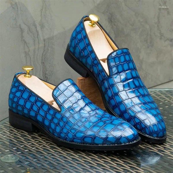 Sıradan Ayakkabı Erkekler Loafers Timsah Desen Lüks Parlak Deri Klasik Slip-On Moda İş Gelinlik