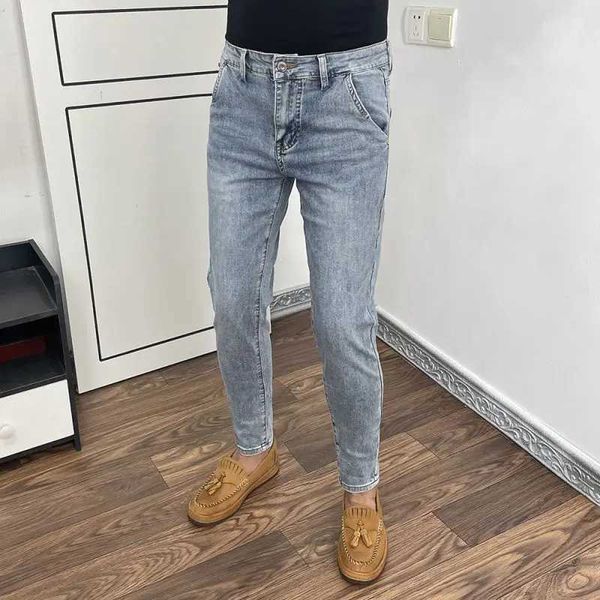 Jeans maschile New Trend Youth Lavare il lusso in stile coreano Ultra-tompino adatto per harajuku in denim in denim in denim in denim in denim puro cotone maschile jeans blu q240509
