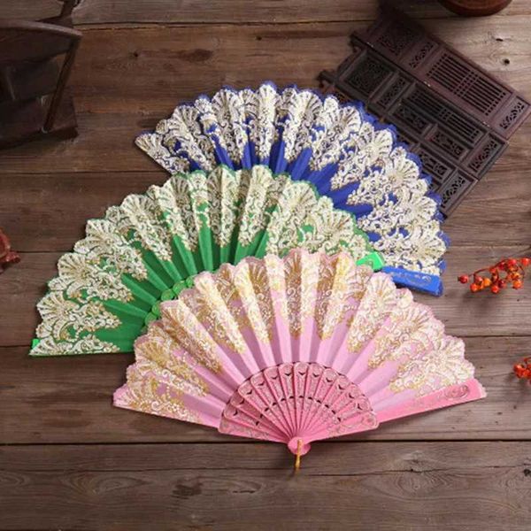 Produtos de estilo chinês retrô dobramento manual ventilador plástico em pó artesanato fã branco de casamento branco estilo chinês pano de pano dobrável ventilador de mão