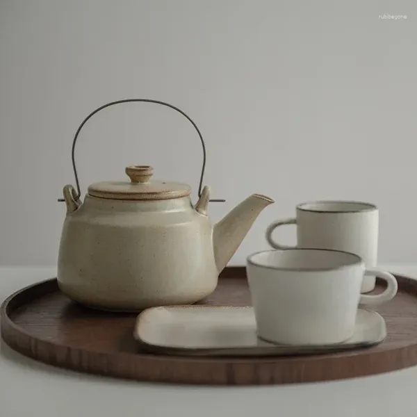 Set di tèeffette di tè alla pentola vintage cuocere di ceramica beige con pentola singola con ceso