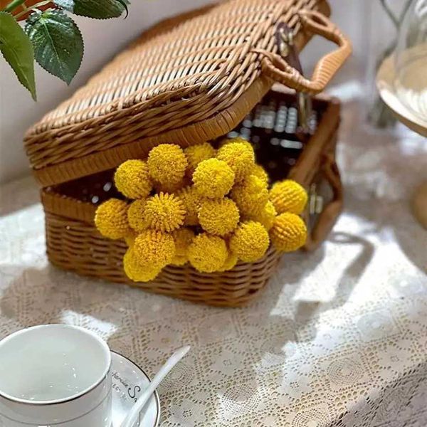 Flores decorativas grinaldas 9pcs Handmand Artificial Holding Flowers Material Vasos Decoração Acessórios para casa Bouquet Bola de ouro de Natal Plantas falsas de Natal