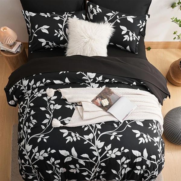 Conjuntos de cama 7pcs Conjunto de edredom floral branco preto (1 1 folha plana ajustada 4 fronha sem enchimento)