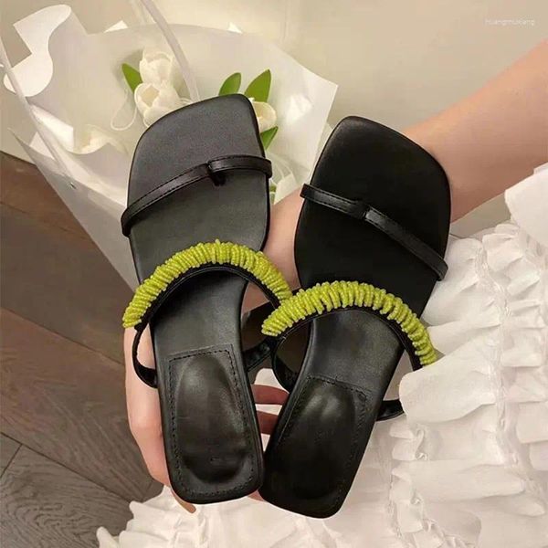 Тапочки корейская версия Square Clip Women 2024 Summer Flat Sandal