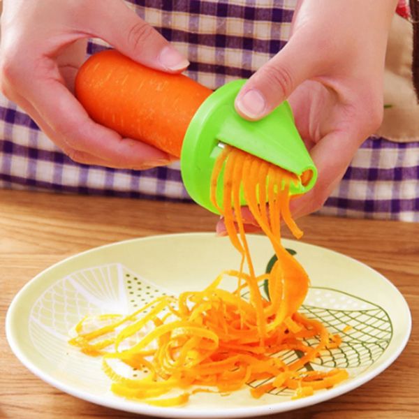 Frutta vegetale Slicer in acciaio inossidabile taglio a spirale Dispositivo a spillo Scegli cucina Insalata Cutter Cutter Strumenti da cucina 240429