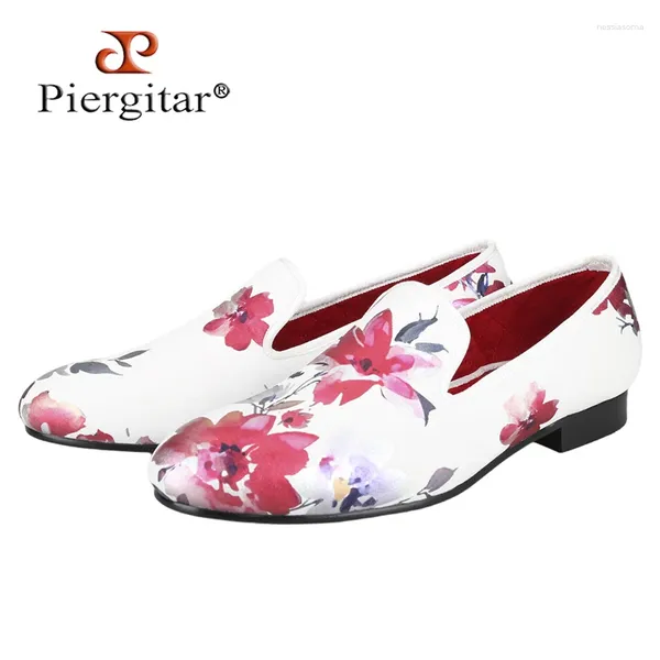 Sapatos casuais Piergitar White Color Fabric of China Painting Style Moment's Men Loafers for Fashion Party e Wedding Handmade Slip-On Flats