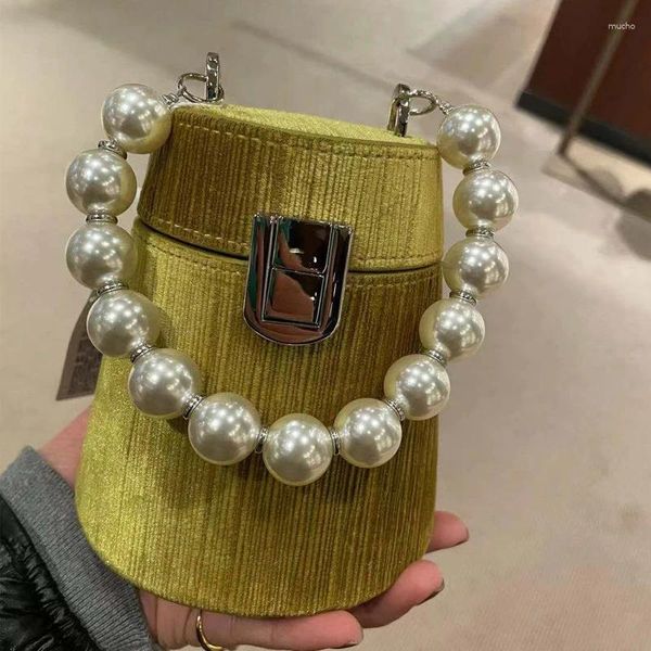 Sacca per piccole borse da donna con catena di perle a manico in pelle di pelle di caramelle a colori traversa per donna vendita per donne vendita