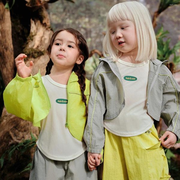Джакеки Amila2024 Летняя детская одежда для девочек солнцезащитные кремы усеченные капюшоны