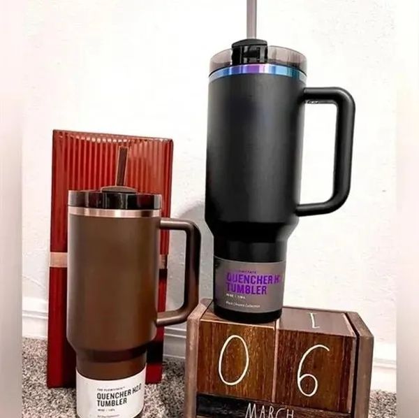 Tumblers 40 once in acciaio inossidabile H2.0 Bottiglie d'acqua thermos Black Chroma Gold Chocolate Neon Colours Cup Posa Parada Red inverno inverno tazze rosa con coperchio e maniglia