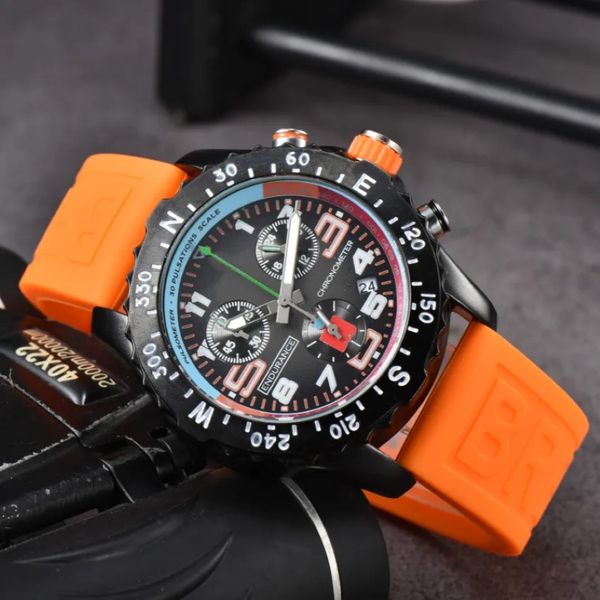 Top Luxury Mens Watch Quartz Ausdauer Pro Rächer Chronograph 44mm Uhren mehrere Farben Gummi -Männer Uhren Glasgelenk 237V