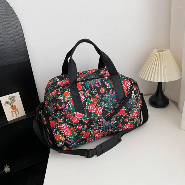 Duffel Bags Casual Grande Capacidade Viagem Tote Design de moda ombro de alta qualidade para mulheres zíper nylon tecidos bolso mujer