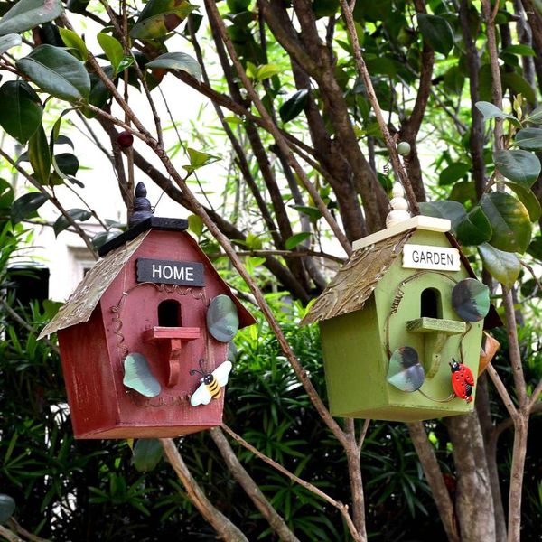 Estatuetas decorativas 27,5 15,5 11,5 cm de madeira de madeira para arredores pássaros ninhos de ninho de decoração de pássaros casa brinquedo de gaiola de madeira