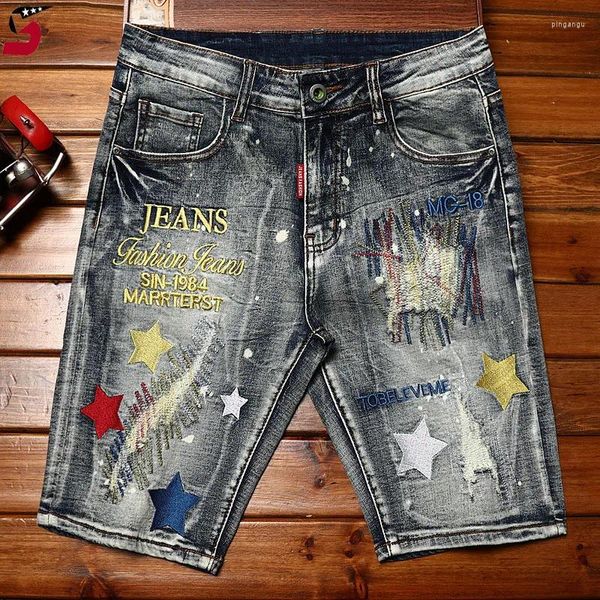 Jeans masculinos Marca de moda de ponta rasgada shorts jeans bordados de verão motocicleta casual retro angustiada