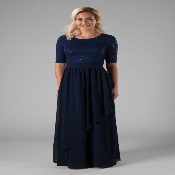 2019 Marineblaues Spitzen -Chiffon Lang bescheidene Brautjungfernkleider mit 1 2 Ärmeln Juwel Hals bodenlange Tempel bescheidene Dienstmädchen Ehrenkleid 231W