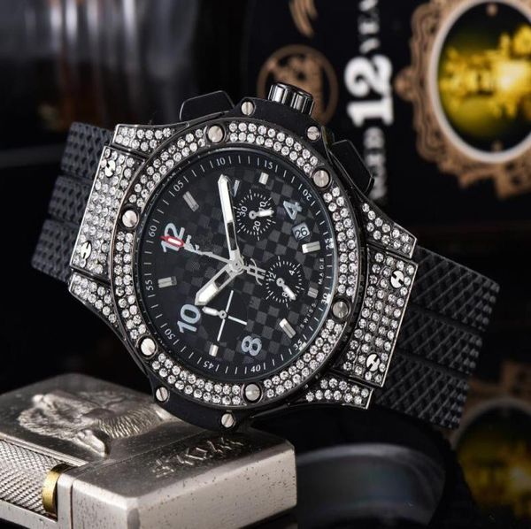 2019 Set Auger Fashion New Watch Sport Watchs Men Casual Fashion Quartz Watch8247787