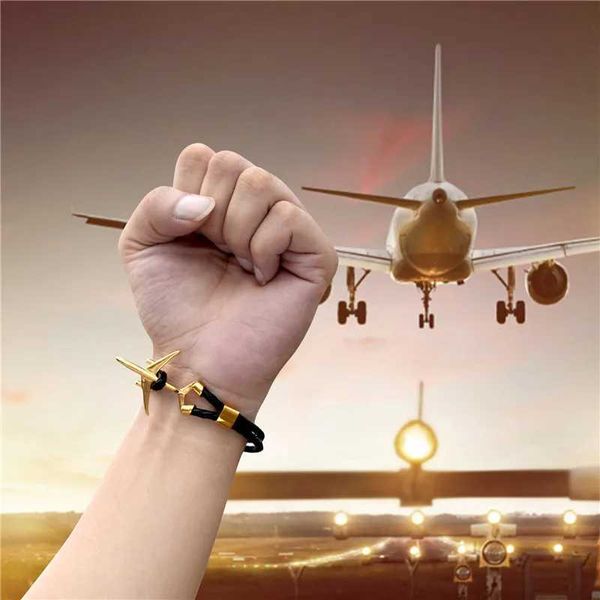 Charm Bracelets Mkendn Heißverkauf Edelstahl Flugzeug Anker Armbänder Männer Frauen echte Mehrschicht -Lederarmband Freestyle Homme Jewelry Y240510