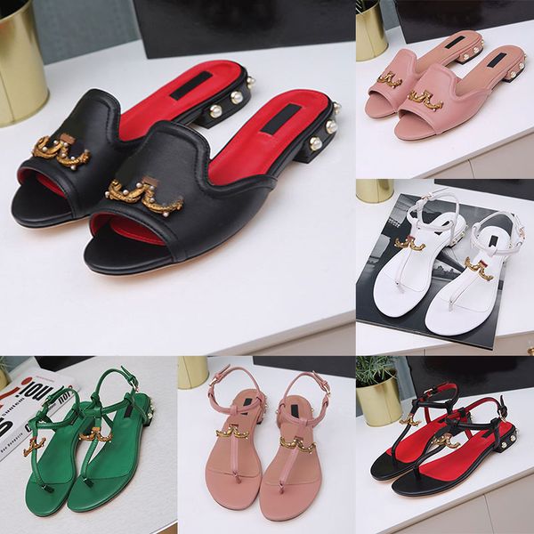 Frauenrutschen Flip Flop Sandalen Absätze Zimmer Flachschwalben Metallschnalle Perle Absatz Komfort Luxusdesigner Sandalen Sommer Strand Slipper Top -Qualität Casual Schuhe