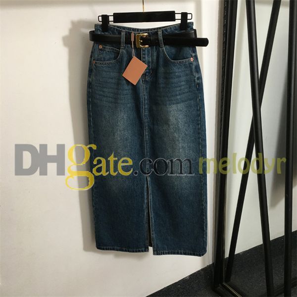 Retro mavi denim etekler nakış mektubu ince kot pantolon elbise kadın tasarımcısı yüksek bel denim elbise bölünmüş kalem etek