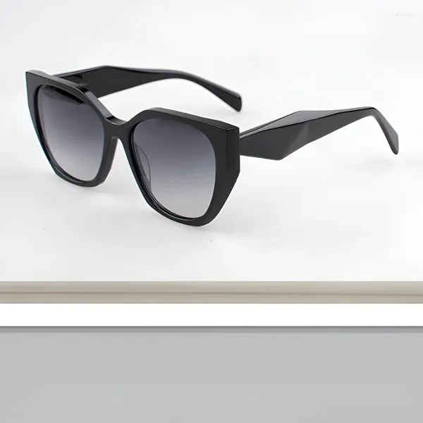 Molduras de óculos de sol em 2024 Acetato Frame Women Star homem homem europeu American Fashion Style Design Outdoor Black Cool Sun Glasses