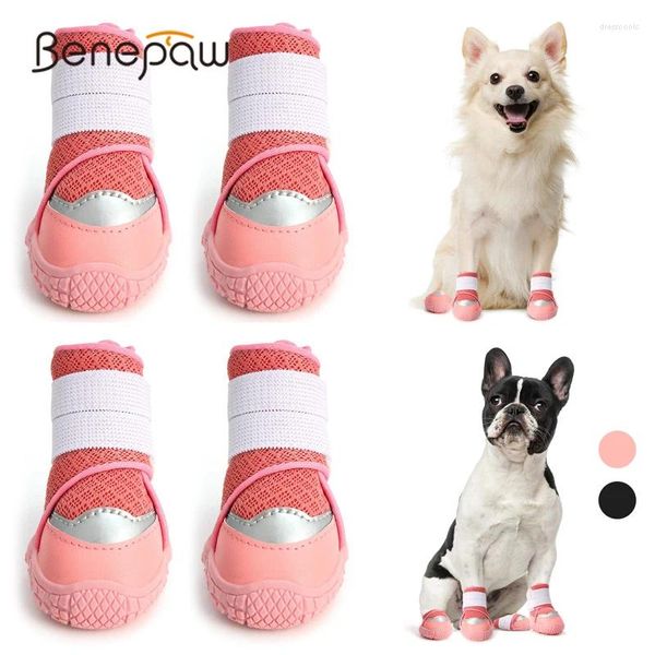 Sapatos respiráveis de roupas de vestuário para cães para neve de inverno pavimento anti-deslizamento protetor para caminhadas correndo footes de cachorros