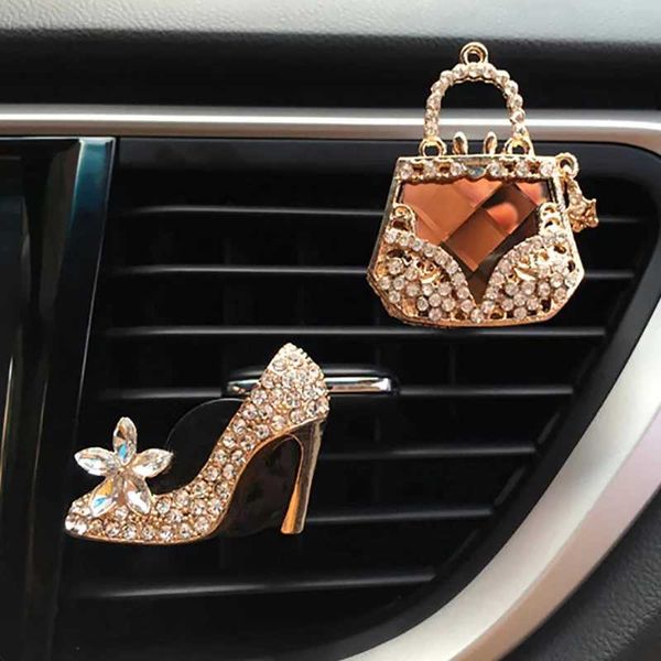 Innenarchitektur Auto Dekor Diamant Geldbeutel Auto Luftfrischer Auto Outlet Parfüm Clip Car Diffusor Bling Crystal Car Accessoires Frauen Mädchen T240509