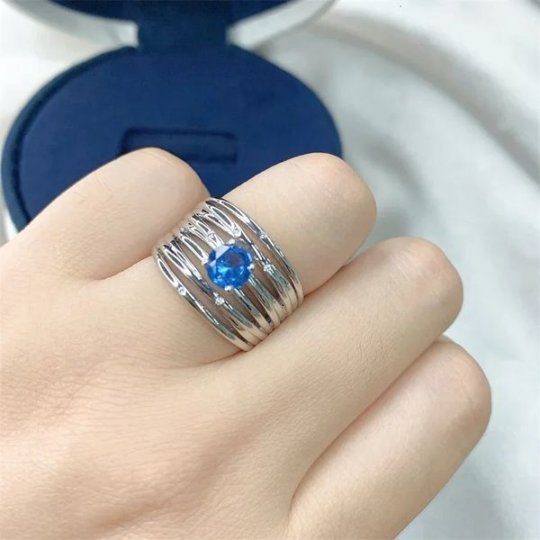 Скай -голубое кольцо топаза Женщины подлинное 925 Серебряное наблюдение за корейски