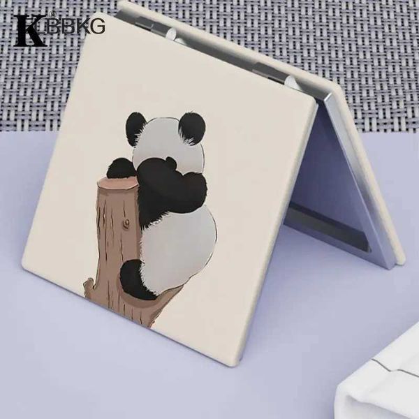 Kompakte Spiegel doppelseitig niedliches Panda Make-up-Make-up-MINI FALTING TORTABLE Square High Definition Kawaii Girl Geschenk Q240509