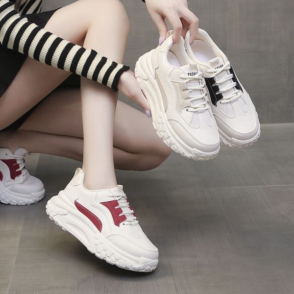 Laufschuhe für Frauen Sommer dicker Soled New Fashion Casual Schuhe Sportschuhe für Studenten Sportschuhe