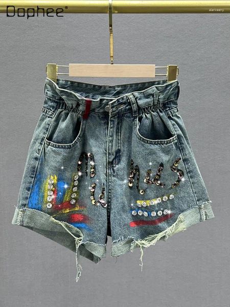 Jeans feminino Mulher Rhinestone rasgou Jean Shorts 2024 Verão Summer Logo Slimmation Slimmation Cantura Alta Bolsa de jeans de perna larga de perna larga