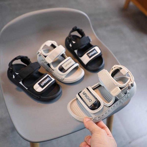 Sandálias baby para meninos 1-5 anos 2023 verão nova garota de praia sapatos 2 bebês suaves e crianças pequenas H240510