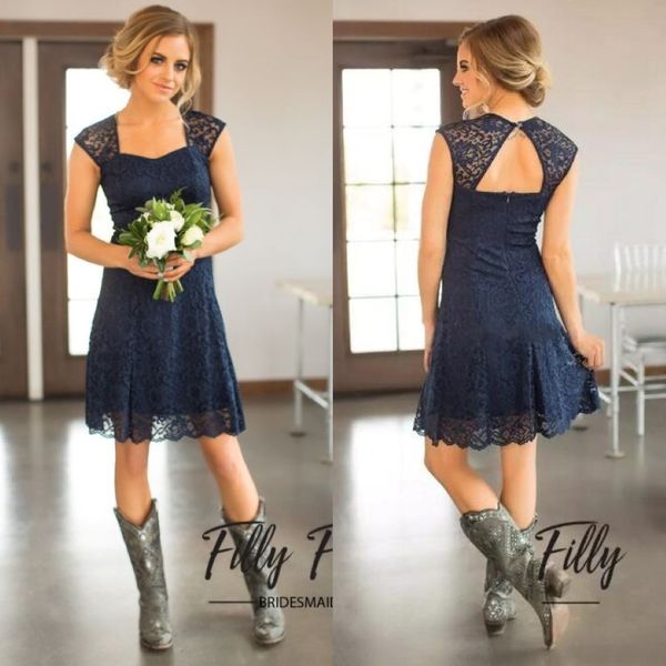 2019 Casual Navy Blue Lace Damas de Brideshas Vestidos Curtos Retratos Baratos Corte Back Beach Knee