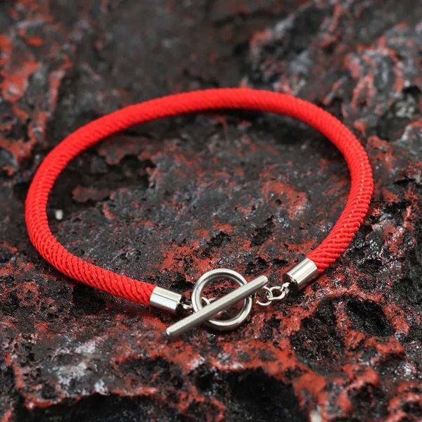 Braccialetti Charm Fashion Lucky Red Filo Bracciale in acciaio inossidabile Ot Wrap Braslet Hombre 7 Colori Milan String Beach Braclet Nautica Y240510