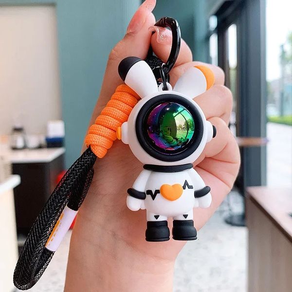 Astronauta in Bunny Space Suit Keychain Bulk Key Chain per il ciondolo per auto Accessorio Cinese Anno cinese di gioielleria di coniglio 240510