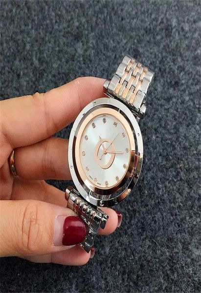Concise Style Neueste Modequarz weibliche Handgelenks Uhr Diamanten Skalierungen Uhr Wählkreis Whirl Clock Dialithole 7394728