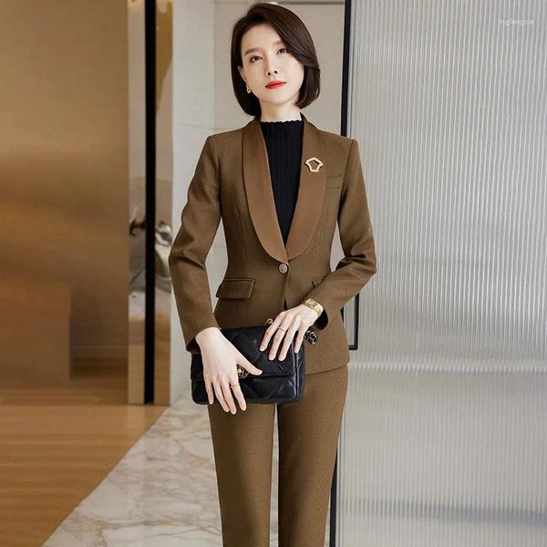 Pantaloni da due pezzi da donna 2024 Business Suit Female Temperament Sales Reception Business Wear Formale El Manager Beauty Salon Front Front