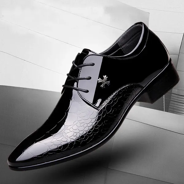 Sapatos casuais est italiano oxford for Men Luxury patente couather wedding dedo pontado de ponta clássica Derbies PLUS TAMANHO 38-48