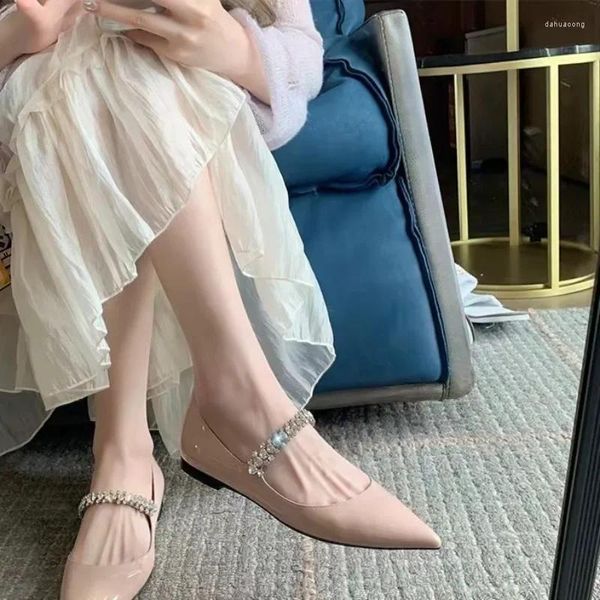 Sıradan ayakkabılar çıplak pembe düz taban tek tek kadınlar yaz yaz tatlı sivri uçlu sığ ağız terlik bayanlar sandaletler 2024 lefus