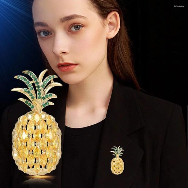 Broschen Strass Strass Ananas Brosche für Frauen Männer glänzende Obstform Schmuck Einfacher Büro -Kleidung Accessoires Geschenke Großhandel Großhandel