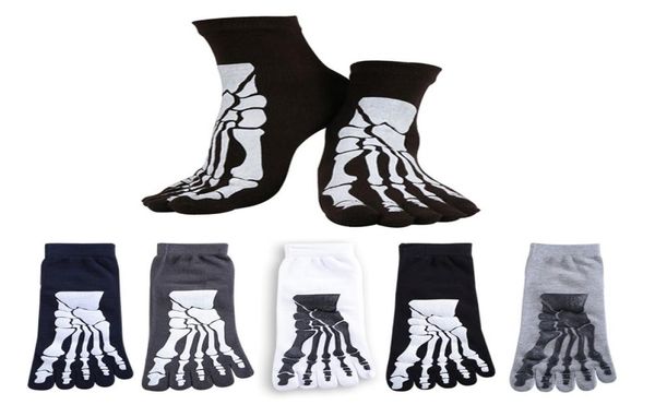 NEU Whole5 Farben Punk Rock Men039s 3D Print Terror Skelett Zehen Socken Hip Hop Scary Skull Fünf Finger Odd Sox Knochen männlicher S4742372