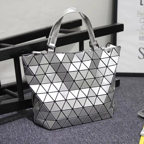 Umhängetaschen Clearance Miyake Falt Trend Matte Geometrische Eimerbeutel Koreanische Mode diagonale Damen Handtasche Großhandel Großhandel