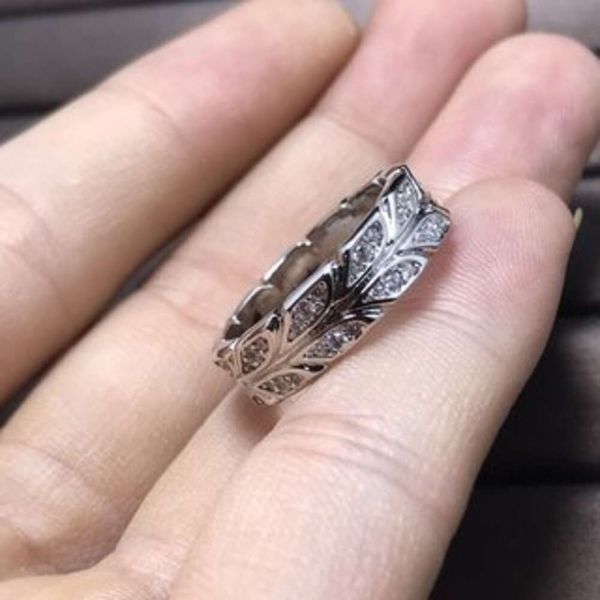 Designer Jewelry Tiffanyjewelry t Home Precision Anello di foglie di vite di alta qualità alla moda e personalizzato anello di diamanti completo con centinaia di pagode