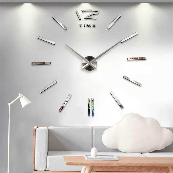 Wanduhren 3d Uhr Modernes Design DIY Acrylspiegel Tapete für Wohnzimmer Schlafzimmer Home Dekoration Quarz Nadel Europäische Uhr Q240509