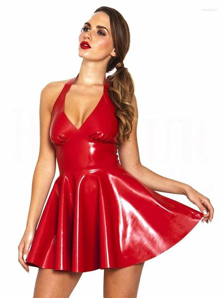 Lässige Kleider sexy Halfter Faux Latex Mini Kleid ärmellose glänzende Lackleder plissierte nasse Look Rückenless Summer Nightclub Custom