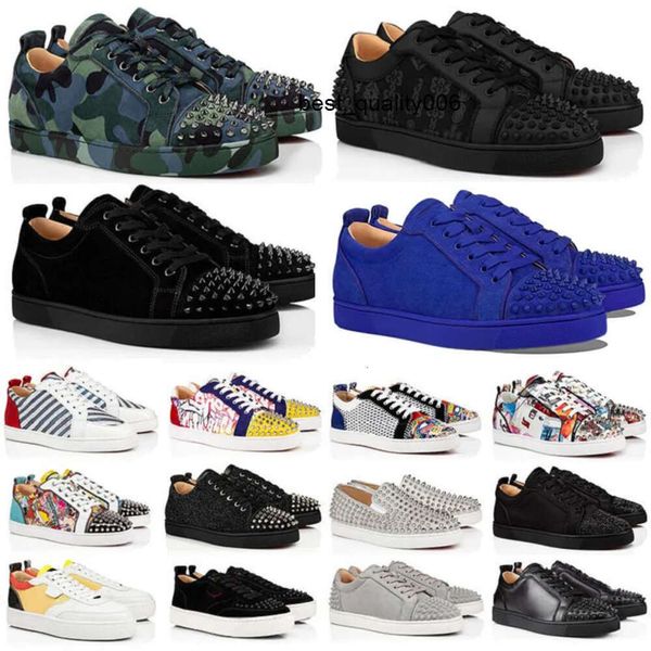 2023 Scarpe di abbigliamento Designer Uomini Low Men Black Bianco Mamo Green Glitter Rivets Grey Leather Sue Loubotinlies Christain Christianlies Christan Christianss Boundlies rossi