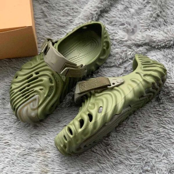 Top Cro Crog Pollex Sandals Designer Sandals Salehe Bembury Stratus Crocodile Cucumber Menemsha Urchin Shoes Women Men Men Summer Slides Designers Fed