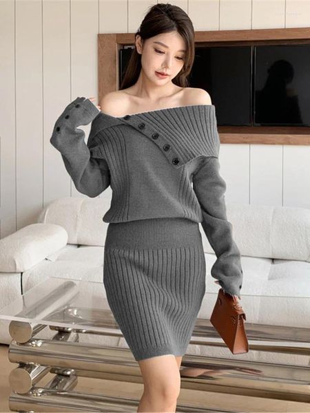 Abiti da lavoro Cashmere Siet a maglia a maglia 2 pezzi autunno inverno sexy da spalla fuori spalla a maniche lunghe Mini gonna per maglione abita