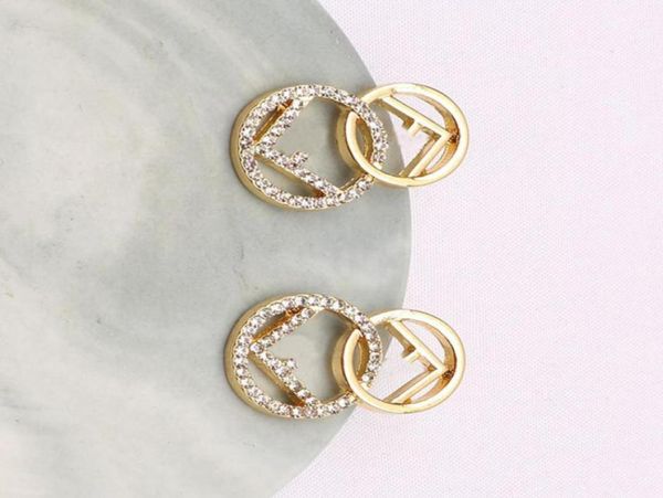 Top -Qualitäts -Marken -Ohrringe Designer Ohrstolate 18K Gold plattiert Kristallgeometrie Ohrring für Hochzeitsfeier Jewerlry Accessorie9591023