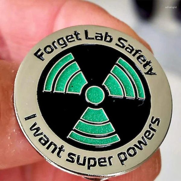 Broches Science Pin de esmalte - brilho no escuro Esqueça a segurança do laboratório Eu quero Super Powers Chapéu de lapela engraçado Fácil de usar