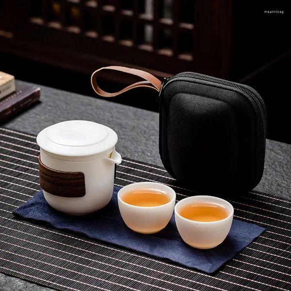 Conjuntos de chá de chá conjunto de chá criativo portátil viagens ao ar livre ovelha gorda jade um pote de duas xícaras de tanques internos filtrados